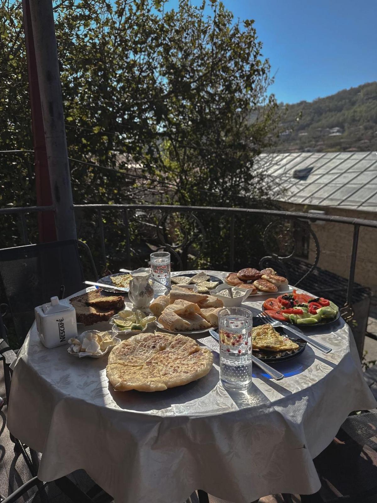 Philia'S Guest House Sighnaghi Luaran gambar